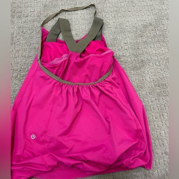 Lululemon Fuscia Active Top - Picture 4 of 9